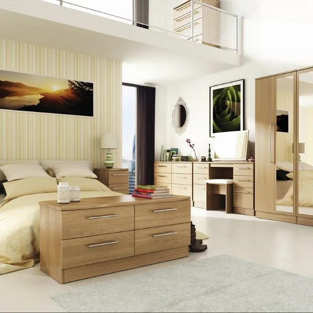Sherwood Modern Oak Welcome